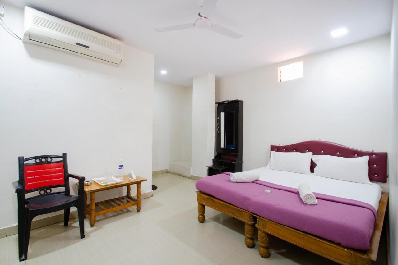 Hotel Sri Sai Balaji Haiderabad Buitenkant foto