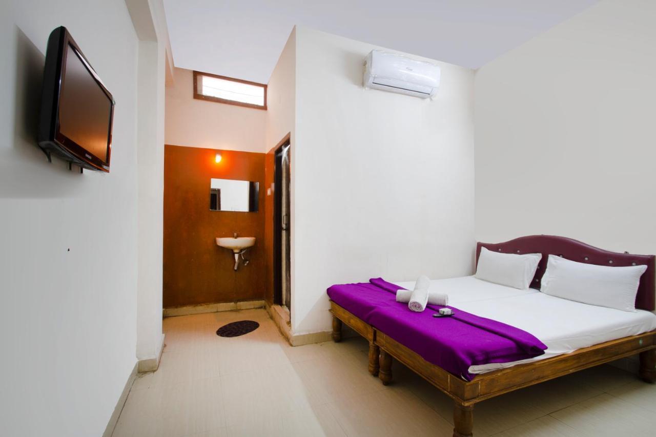 Hotel Sri Sai Balaji Haiderabad Buitenkant foto